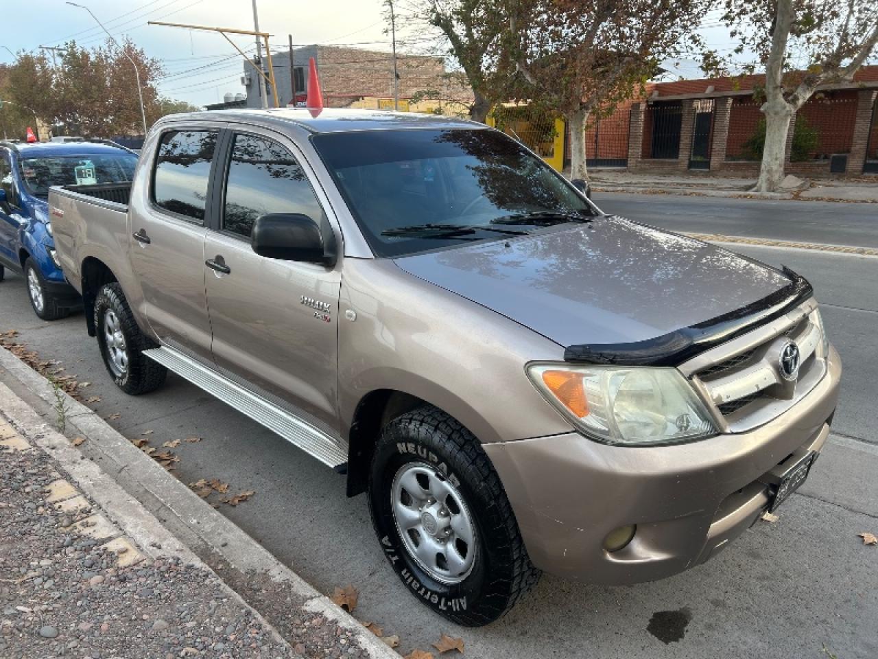Toyota Hilux 2008 Financio Permuto Tarjetas
