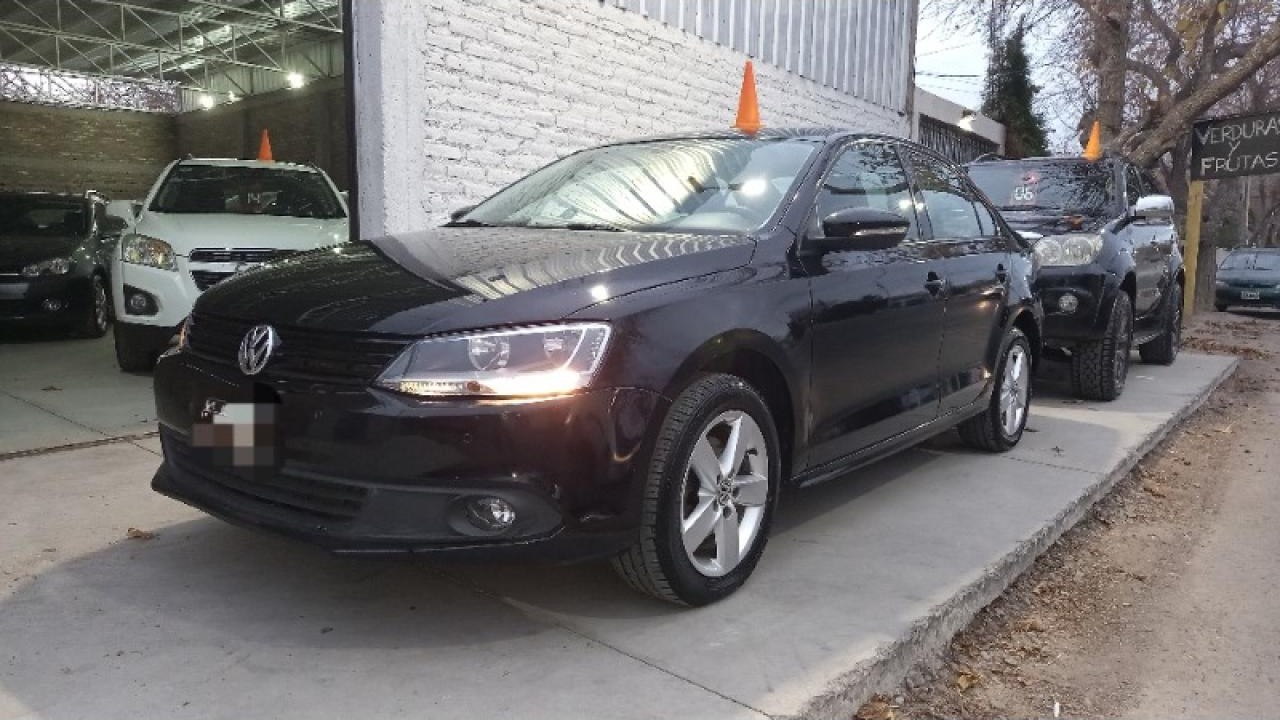 Vw Vento 2.0 Tdi Caja Bsg Cuero
