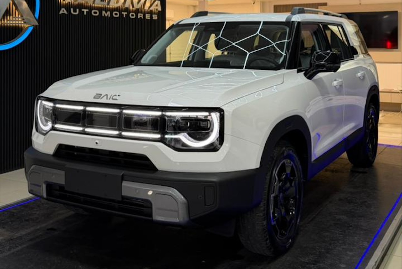Baic Bj30 4x2 Híbrida Automática 0km