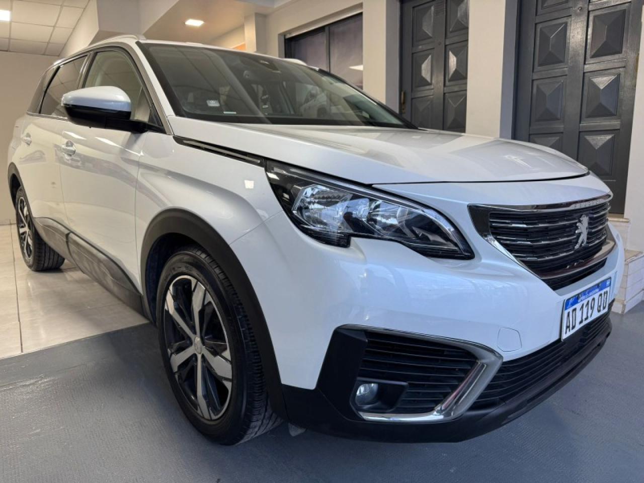 Peugeot 5008 Allure Triptonic 2018