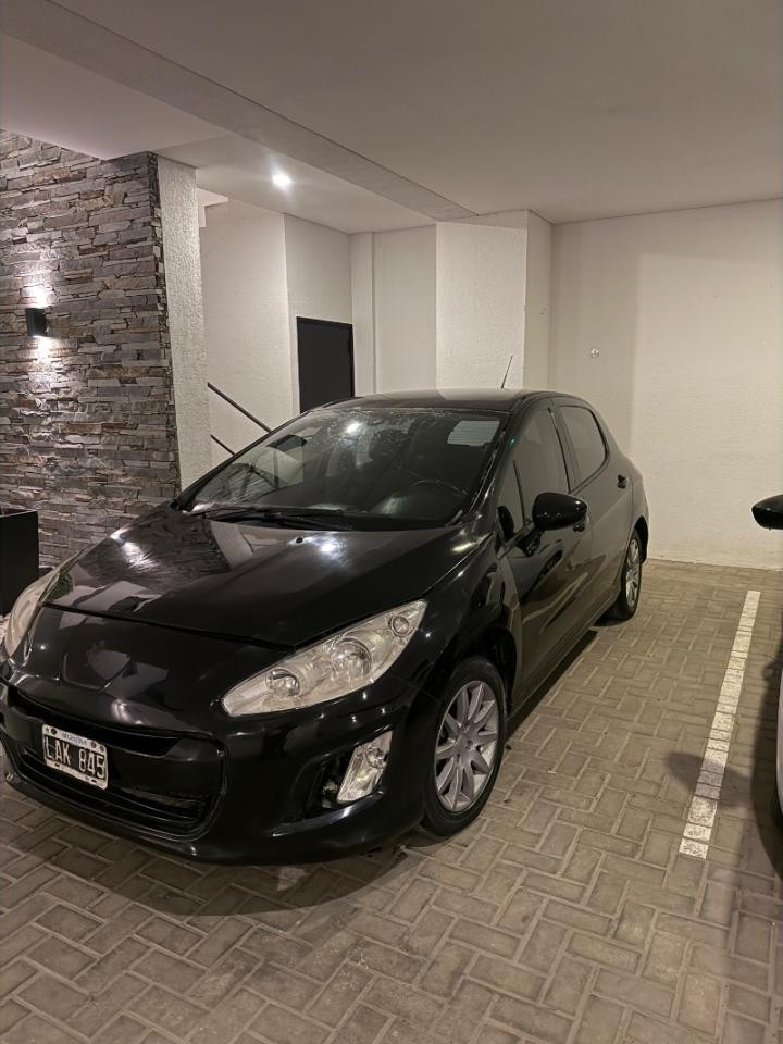 Peugeot 308 Hdi 1.6, Muy Muy Lindo De Motor, Titular, Detalles Estéticos A La Vista