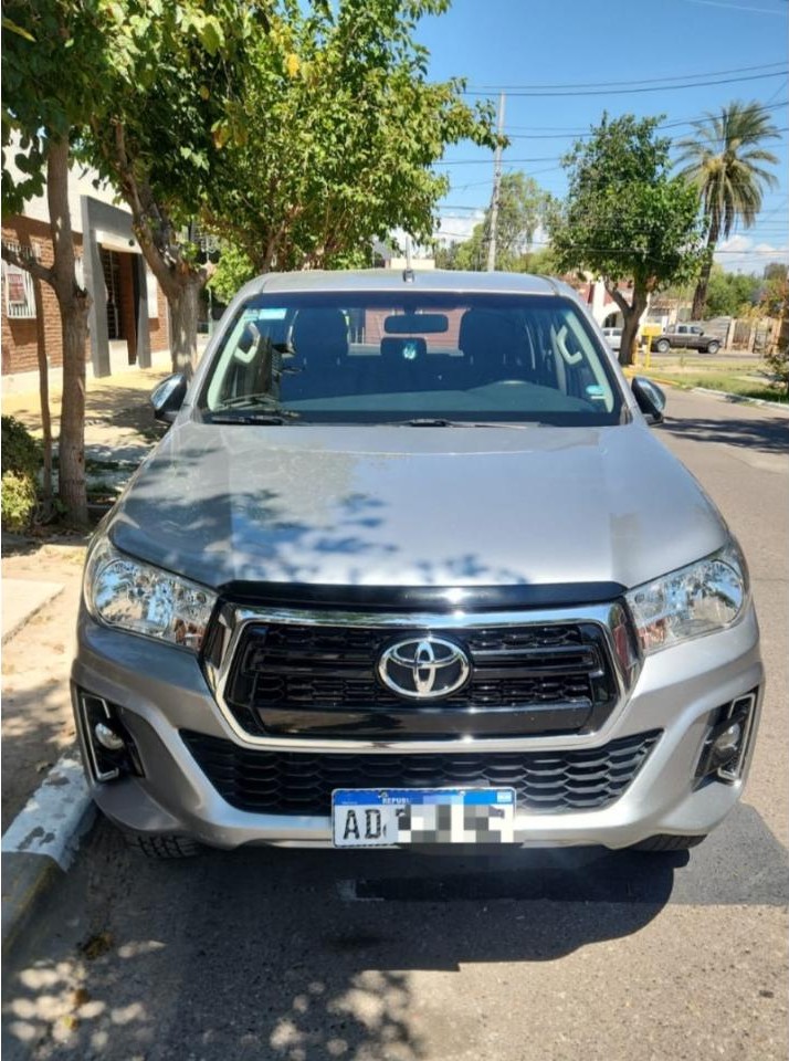 Toyota Hilux Srv, Versión "nueva" 2019. Vehículo De Primera Mano