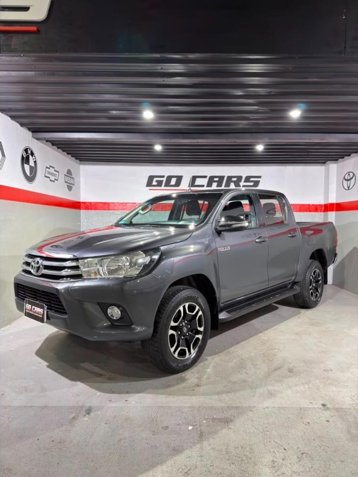 Hilux Srv 2.8 4x2 Mt6