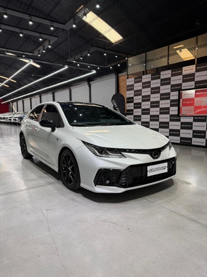 Toyota Corolla 2.0 Gr - Sport Cvt 2025 ( Con 10 Mil Km). Llantas Yaris Gr. Unico