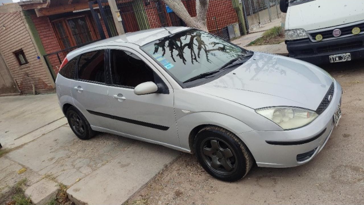 Focus 2005 Full 1.6 Nafta Excelente Estado