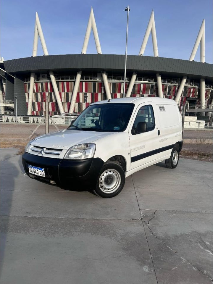 Citroen Berlingo 2018. Furgón Hdi.