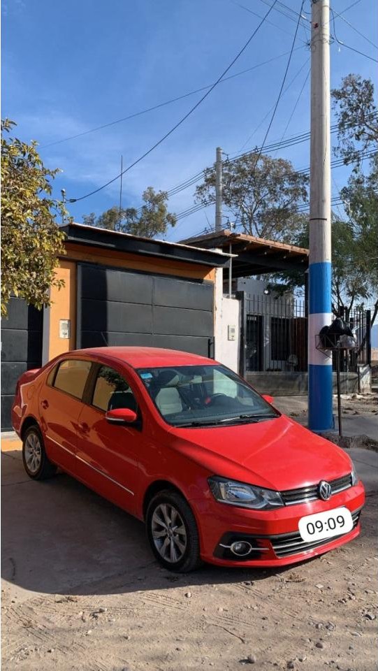 Volkswagen Voyage Msi 1.6 Año 2017 Con 119 Mil Kilometros: Leer