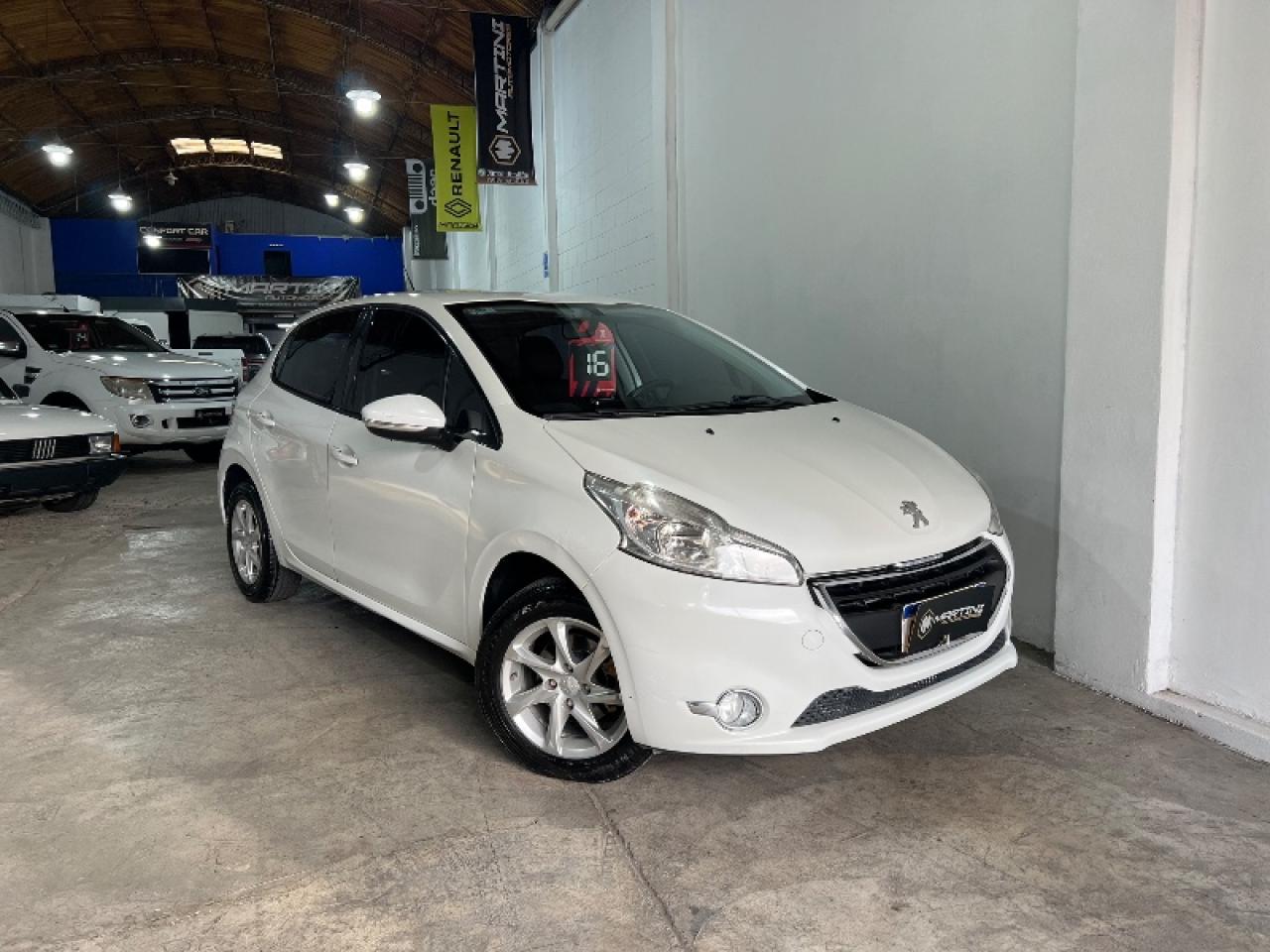Peugeot 208 Allure Con Nav 2016