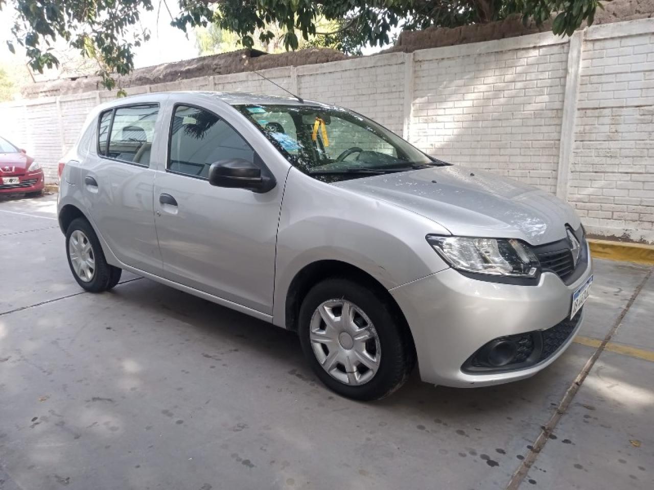 Renault Sandero Authentique 1.6l 5p