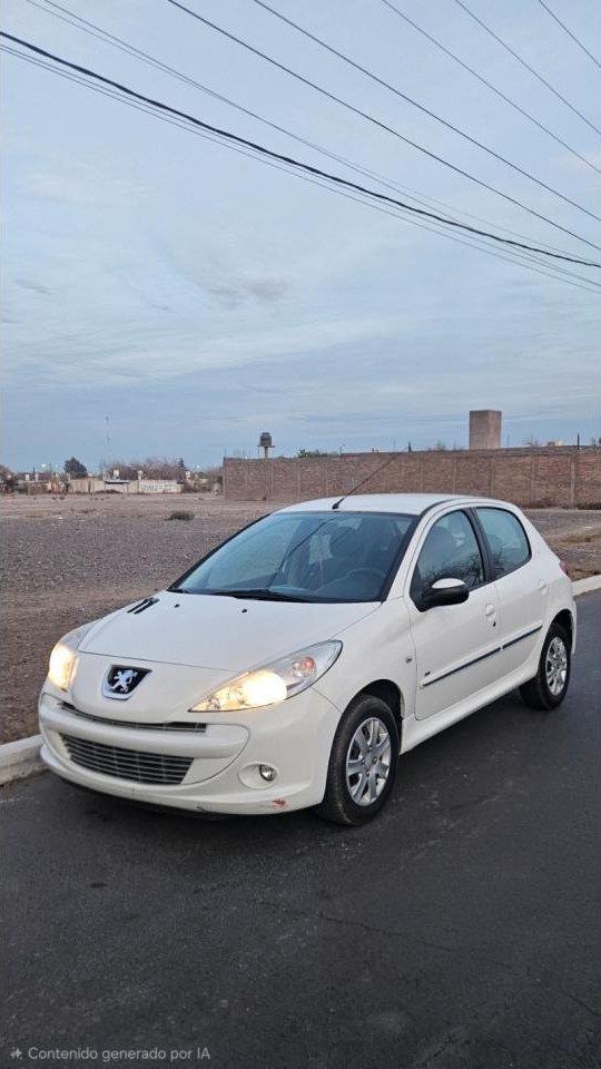 Peugeot 207 Compact 1.4 Hdi Allure 2013 - 84.000 Km - Primera Mano
