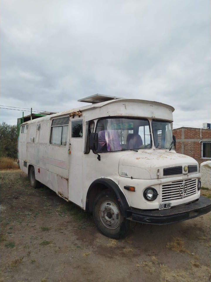 Mercedes Benz 1114 Motorhome Equipado