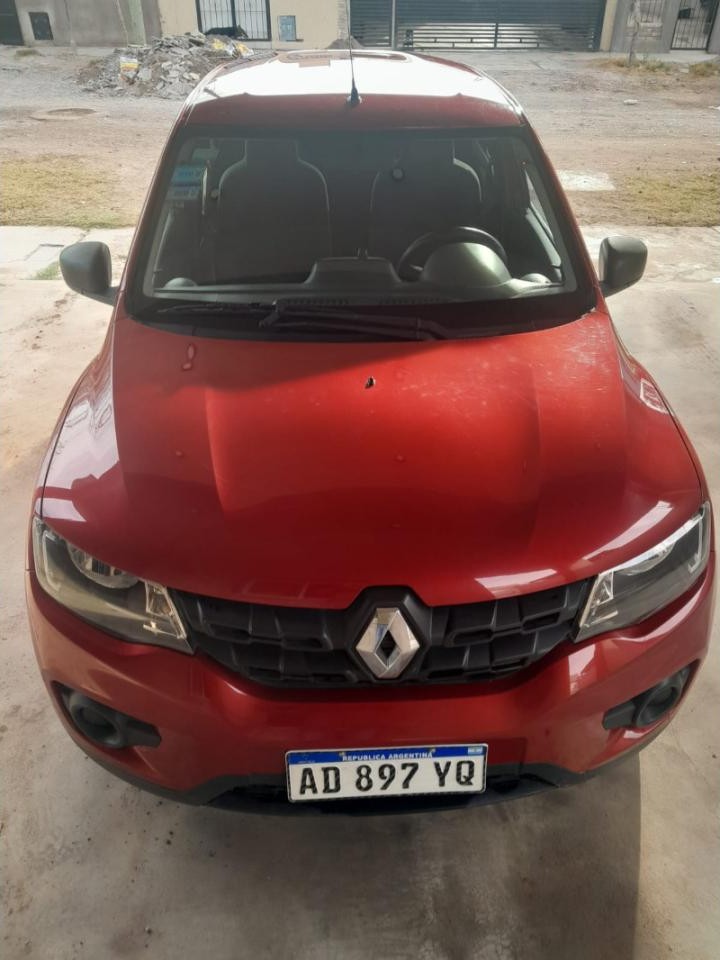 Renault Kwid Zen 1.0 2019 - Color Rojo - Impecable