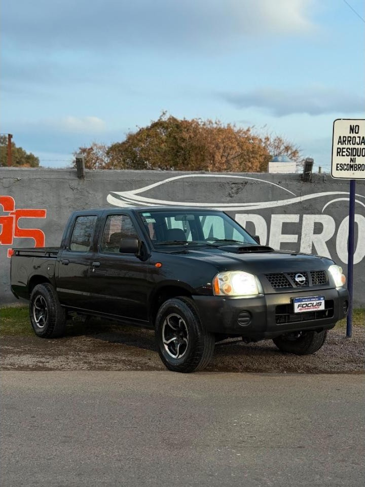 Nissan Frontier Np300 4x2 - 2013